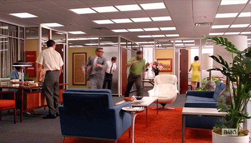 employees running together office-running-funny